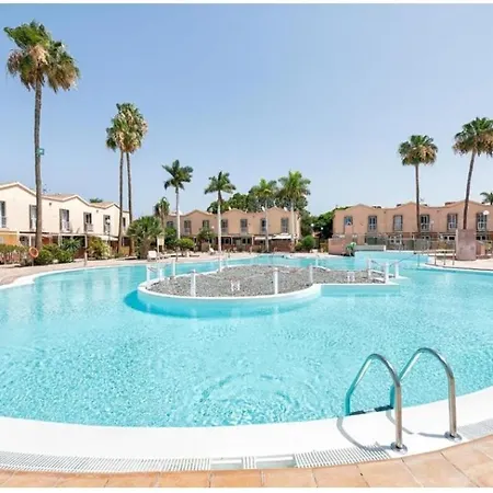 Oasis Club Playa *
